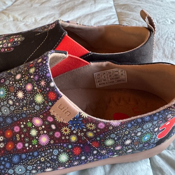 UIN Kids' Multicolor Starburst Sneakers - Picture 1 of 5